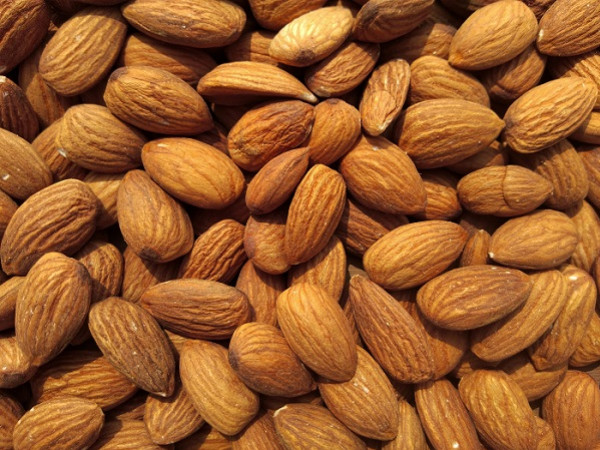  The benefits of sweet almond oil