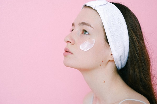 Natural skin care routine for teenage skin