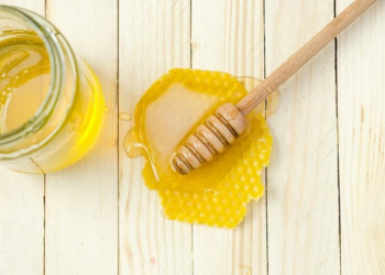 The benefits of honey on the skin